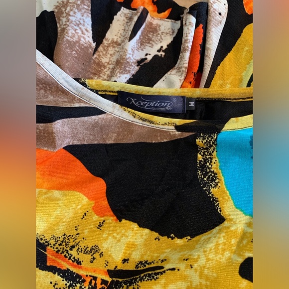 Flattering and flowing tunic - Picture 2 of 3